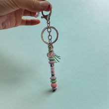 Load image into Gallery viewer, Mama Key Chain
