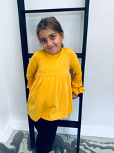 Load image into Gallery viewer, Ruffle Sleeve Tween Tunic