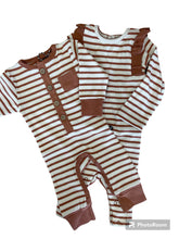 Load image into Gallery viewer, Lola &amp; Tay Organic Romper